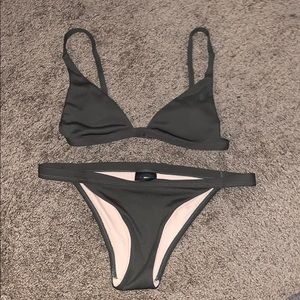 🤍 SOLD 🤍 Olive green bikini LA hearts